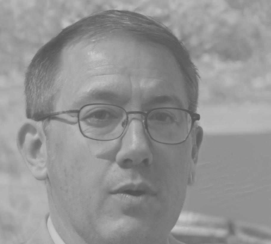 Портрет Олега Мирзабекова